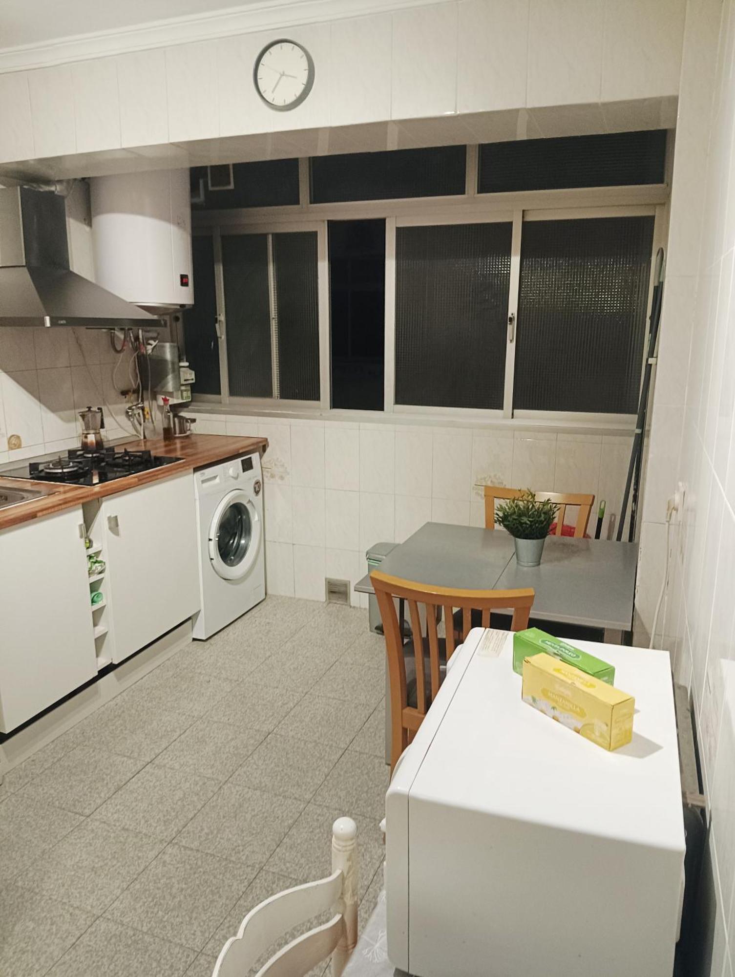 Habitaciones En Apartamento Compartido Delicias Room Cerca Del Mar, Aeropuerto, Ave Y Metro Malaga Exterior photo